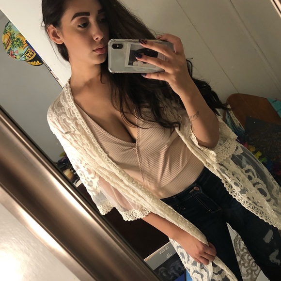 Meet your Posher / - Picture 3 of 3